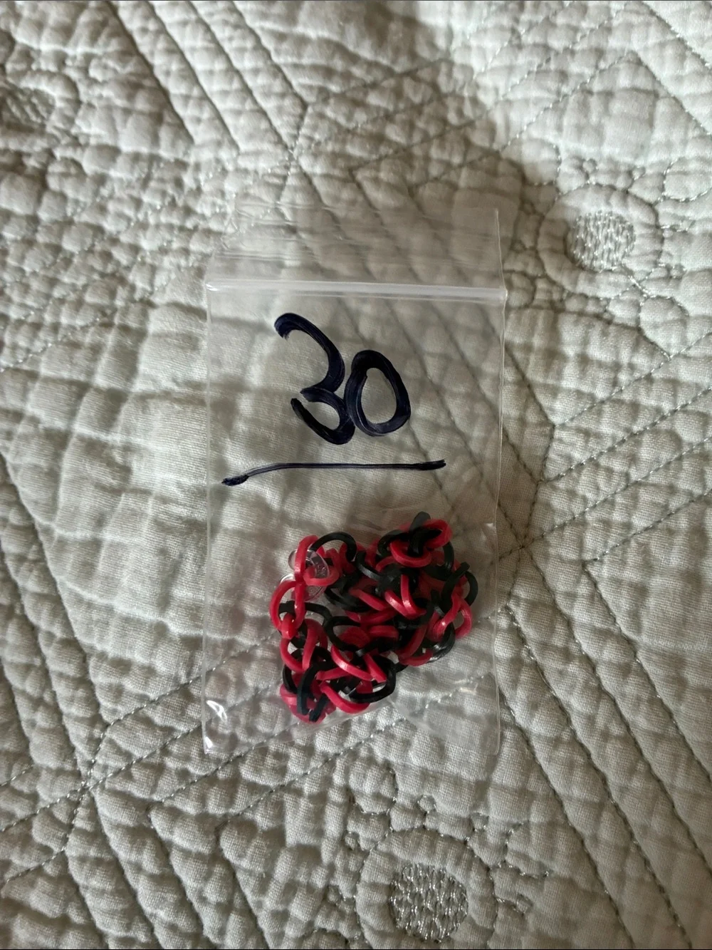 Red and Black Rubber Chain Links - Small Pack